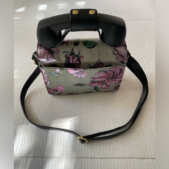 VTG BETSY JOHNSON Denim Painted Roses Telephone 📞 Purse Crossbody - Picture 9 of 14